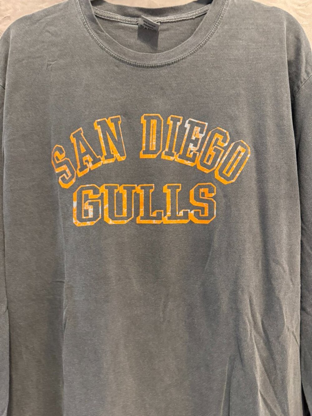 San Diego Gulls AHL L/S T-Shirt  Weathered Style Vintage Look Large